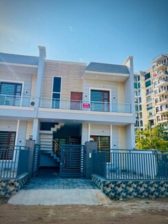 3 BHK + Servant Room,Study Room,Extra Room Independent House For Sale in Sector 123