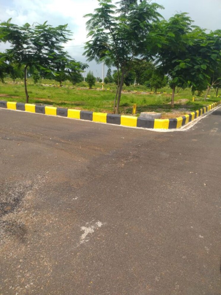 undefined, cbc-lorven-platina  202 Sq.Yd. Plot In Nandiwanaparthy Hyderabad 9841437