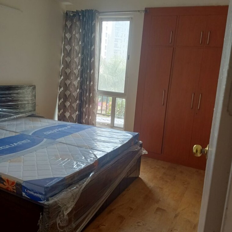 Bedroom, jaypee-greens-kosmos 2 Bedroom 850 Sq.Ft. Apartment In Sector 134 Noida 9841470