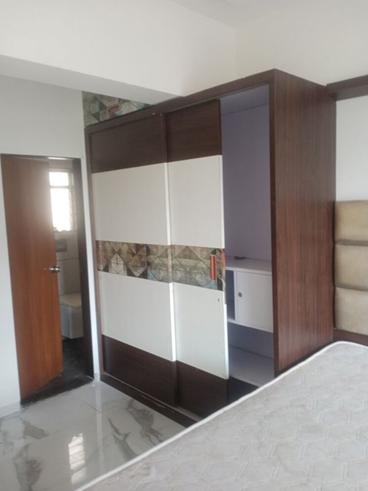 Room, rna-ng-vibrancy 1 Bedroom 450 Sq.Ft. Apartment In Mira Road Thane 9841450