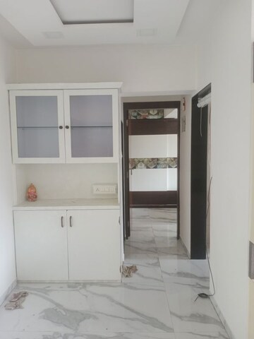 Room in 1 BHK Apartment at RNA NG Vibrancy, Mira Road – for Rent