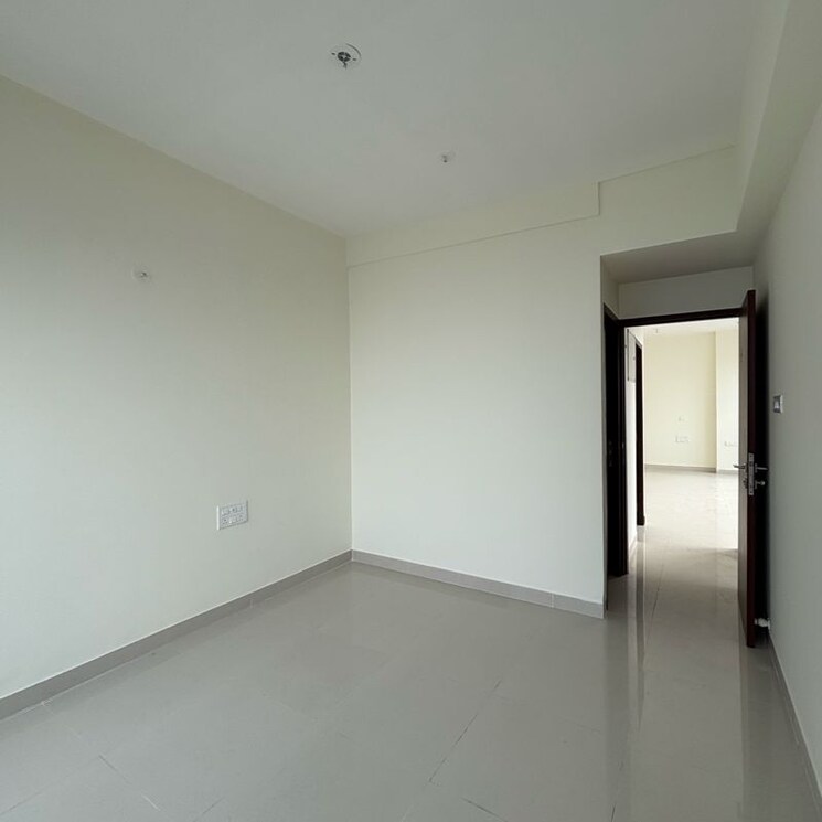 Room, dynamix-divum 2 Bedroom 757 Sq.Ft. Apartment In Riddhi Gardens Mumbai 9841490