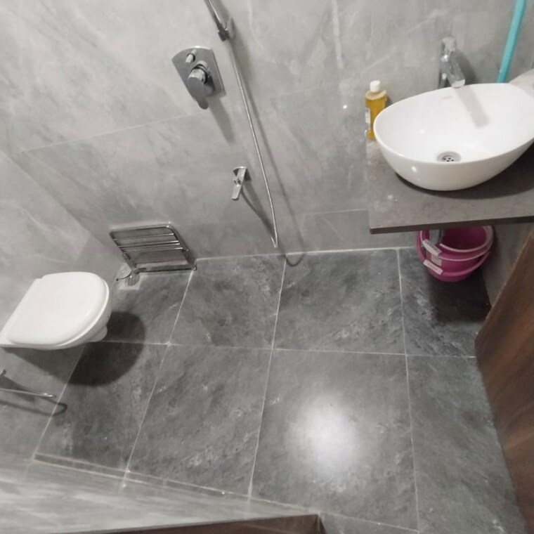 Bathroom, chaitanya-anand-lunkhod-chsl 2 Bedroom 576 Sq.Ft. Apartment In Andheri West Mumbai 9841495