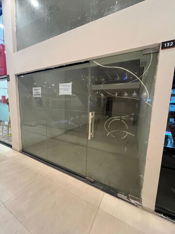  Showroom For Rent in Triaa Vasantam City Center, Dhanori
