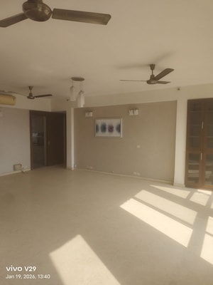 Room in 3 BHK Apartment at Tata Raheja Raisina Residency, Sector 59 – for Rent