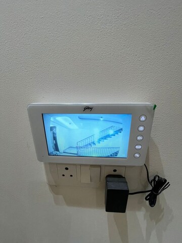 Furnished Amenities in 3 BHK Builder Floor at Gwal Pahari – for Rent