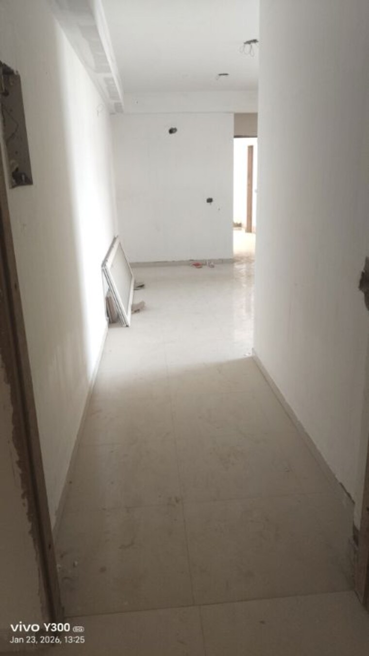 Room, omaxe-hazratganj-residency 2.5 Bedroom 1250 Sq.Ft. Apartment In Gomti Nagar Lucknow 9841532