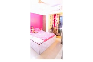 Bedroom in 2.5 BHK Apartment at Platinum Royal Heights, Kamothe – for Sale