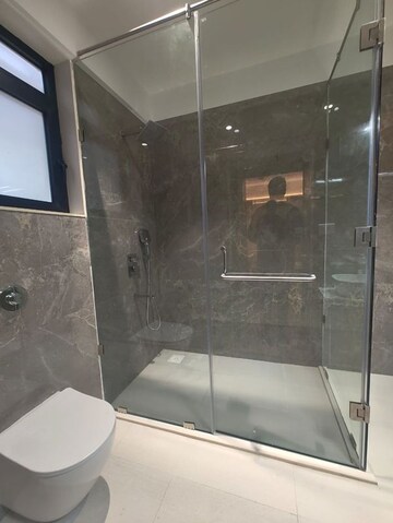 Bathroom in 4 BHK Apartment at Chembur – for Sale