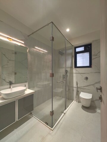 Bathroom in 4 BHK Apartment at Chembur – for Sale