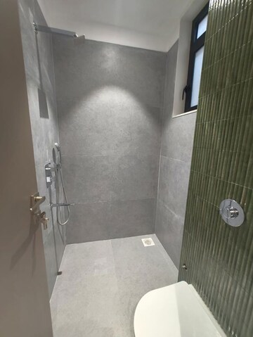 Bathroom in 4 BHK Apartment at Chembur – for Sale