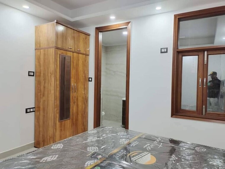 Room, saket 2 Bedroom 1000 Sq.Ft. Apartment In Saket Delhi 9841548