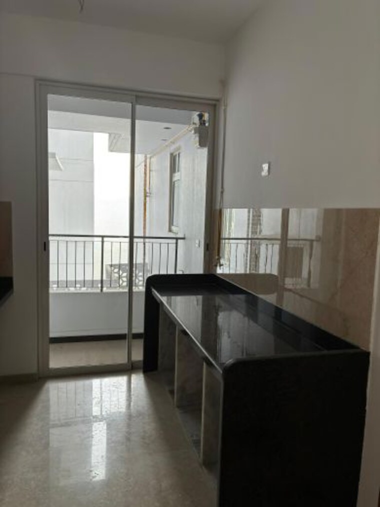 Kitchen, courtyard-by-narang-realty-and-the-wadhwa-group 3 Bedroom 1134 Sq.Ft. Apartment In Pokhran Road No Two Thane 9841562