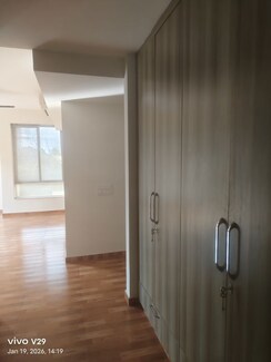 3 BHK + Servant Room Apartment For Sale in Tata Raheja Raisina Residency