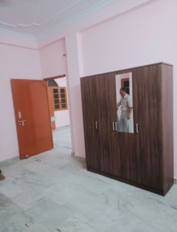 2 BHK Independent House For Rent in Aliganj