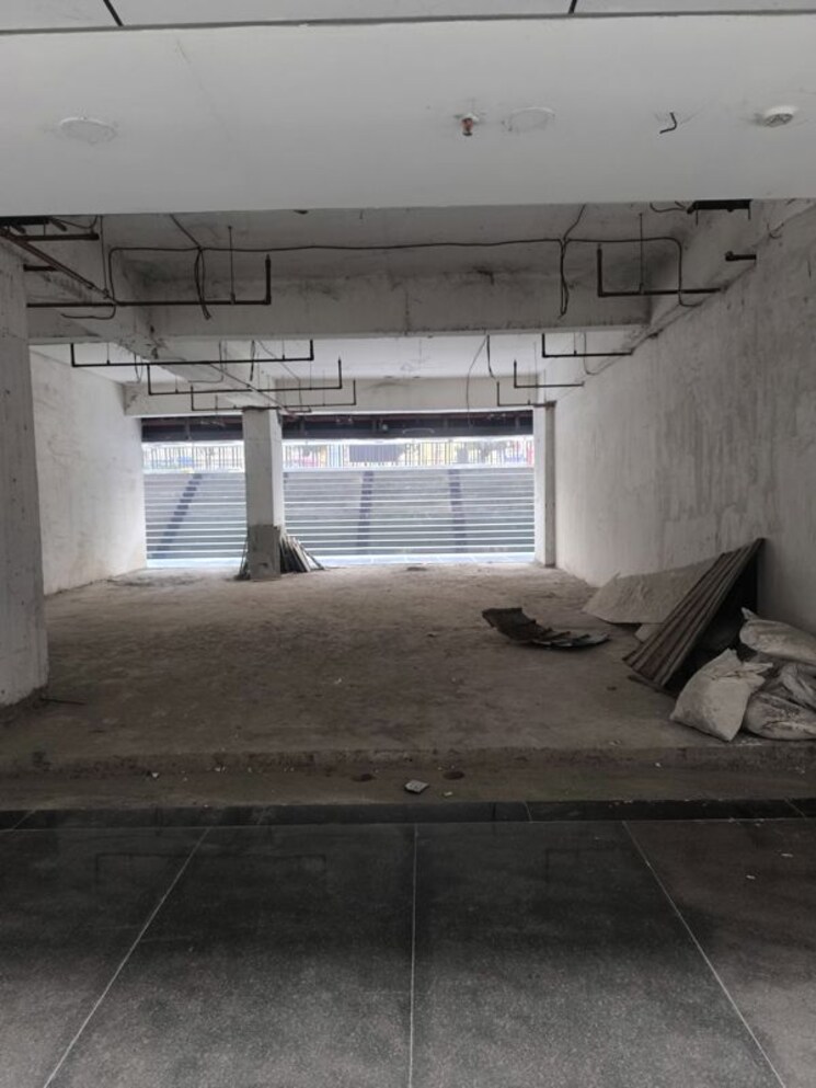 Floor Plan, spectrum-metro Commercial Shop 2200 Sq.Ft. In Sector 75 Noida 9841577