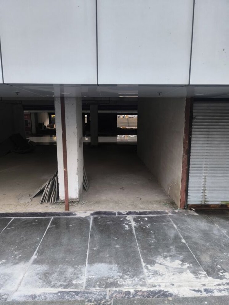 Floor Plan, spectrum-metro Commercial Shop 2200 Sq.Ft. In Sector 75 Noida 9841577