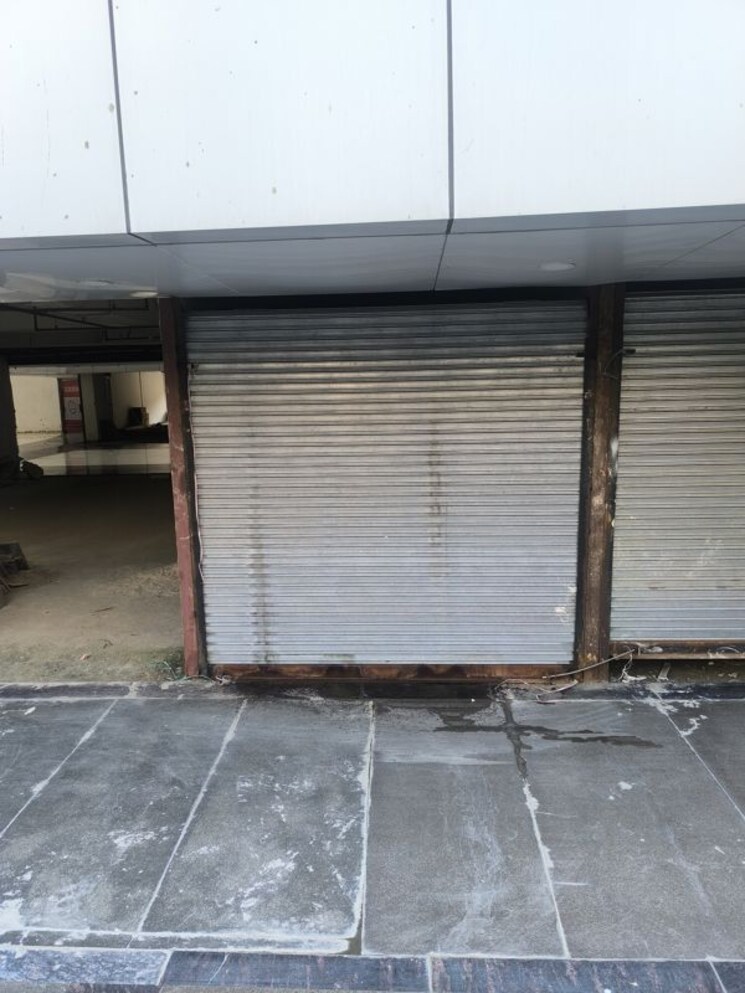 Floor Plan, spectrum-metro Commercial Shop 2200 Sq.Ft. In Sector 75 Noida 9841577