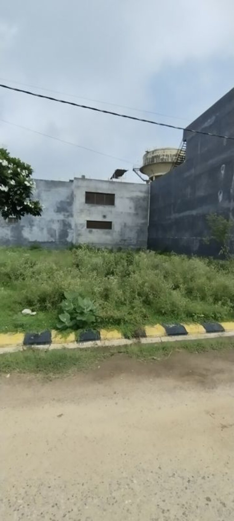 Exterior View, lal kuan  225 Sq.Yd. Plot In Lal Kuan Ghaziabad 9841677
