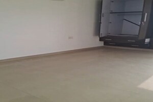 Room in 3 BHK Apartment at ATS Advantage, Ahinsa Khand 1 – for Rent