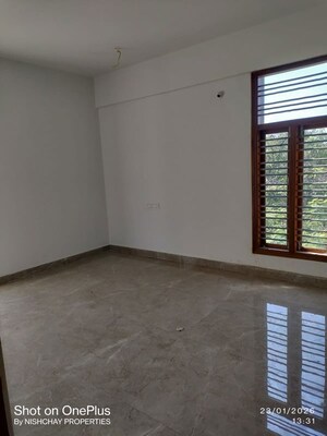Room in 3 BHK Apartment at Hrbr Layout – for Sale