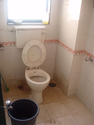 Bathroom in  Pg at Goregaon East – for Rent