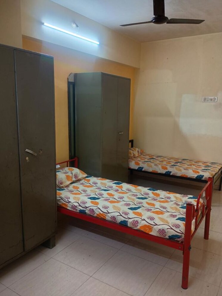 Bedroom, goregaon east Pg For Girls In Goregaon East 9651252