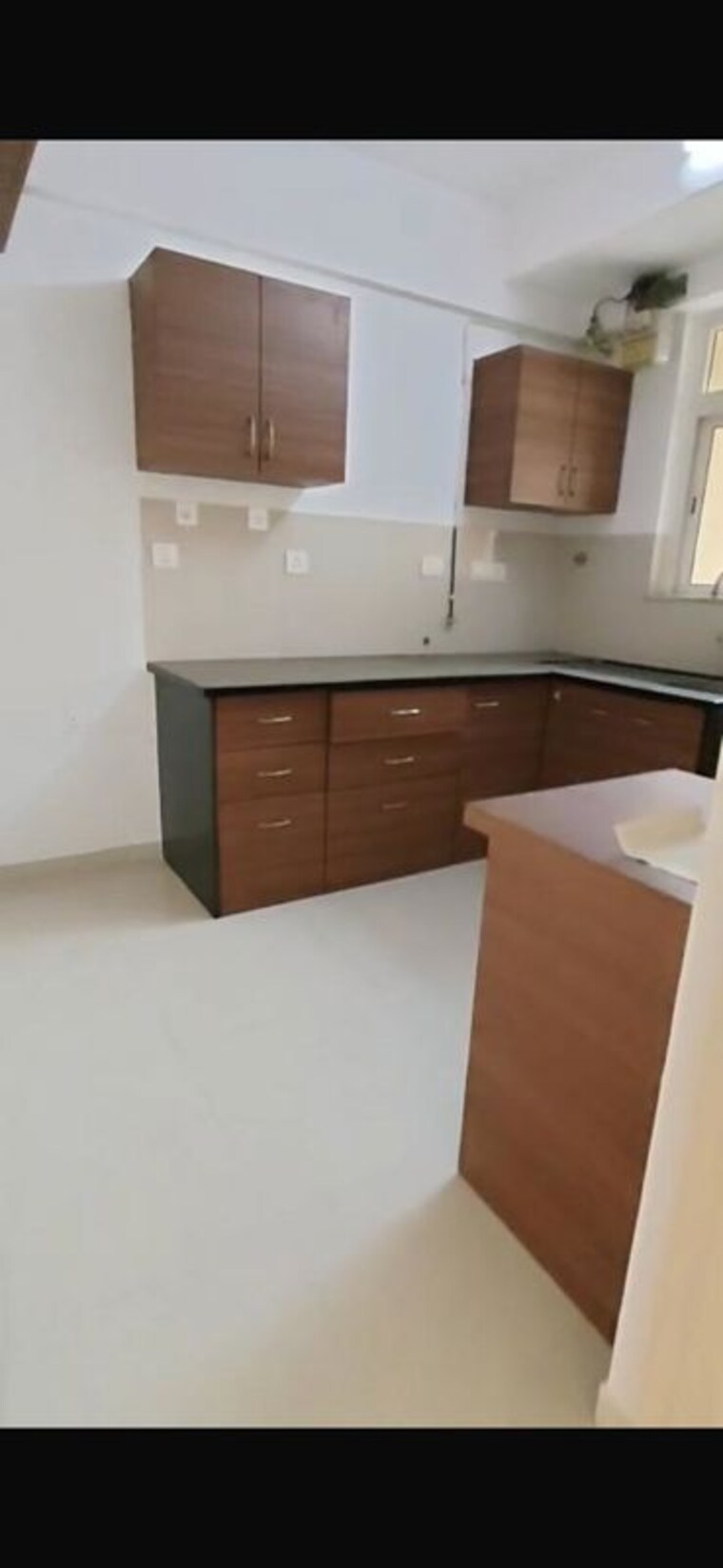 Kitchen, hiranandani-canary 3 Bedroom 1320 Sq.Ft. Apartment In Ghodbunder Road Thane 9841765