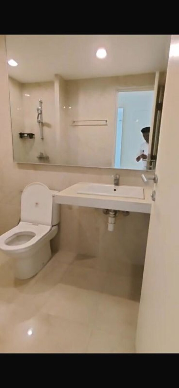 Bathroom, hiranandani-canary 3 Bedroom 1320 Sq.Ft. Apartment In Ghodbunder Road Thane 9841765