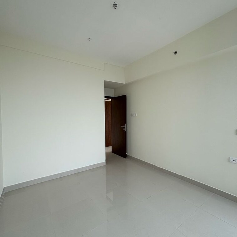 Room, dynamix-divum 2 Bedroom 757 Sq.Ft. Apartment In Riddhi Gardens Mumbai 9841771