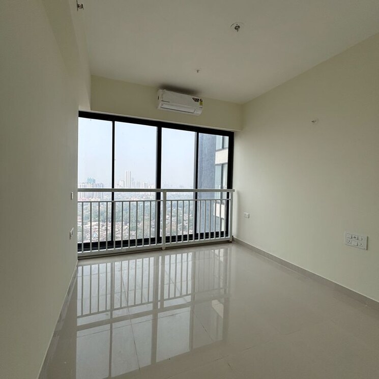 Room, dynamix-divum 2 Bedroom 757 Sq.Ft. Apartment In Riddhi Gardens Mumbai 9841771