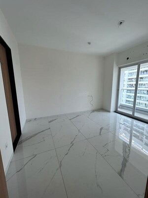 Room in 2 BHK Apartment at Lohia Odela, Bavdhan – for Rent