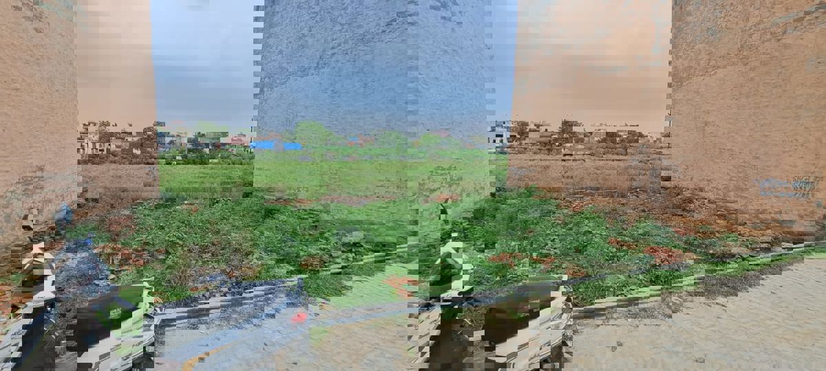 Plot For Sale in PVD Mansarovar Park