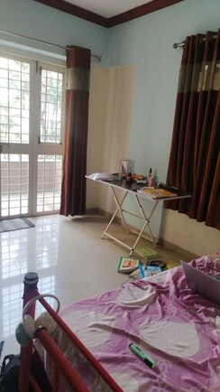 2 BHK + Extra Room Apartment For Rent in Yash Sankul