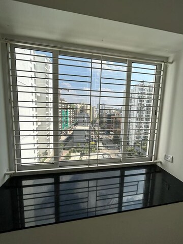 Room in 3 BHK Apartment at Lohia Odela, Bavdhan – for Rent