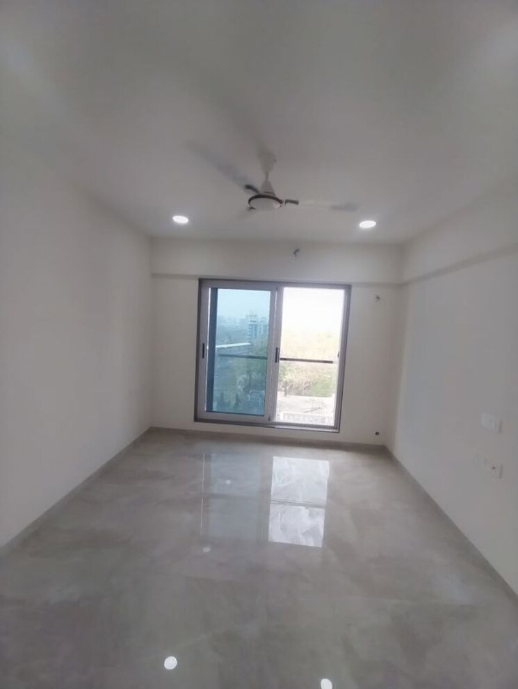 Room, andheri east 1.5 Bedroom 543 Sq.Ft. Apartment In Andheri East Mumbai 9842005