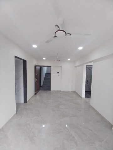 Room in 1.5 BHK Apartment at Andheri East – for Sale
