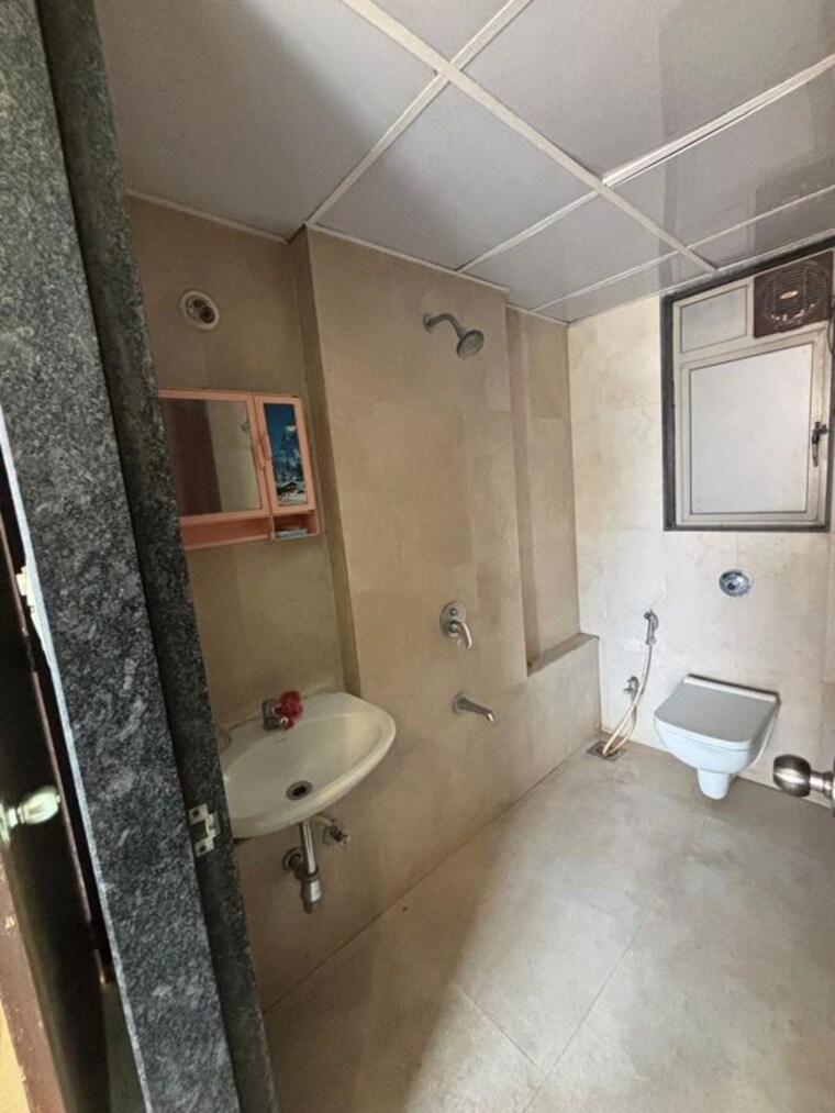 Bathroom, runwal-eirene 1 Bedroom 422 Sq.Ft. Apartment In Balkum Pada Thane 9842089