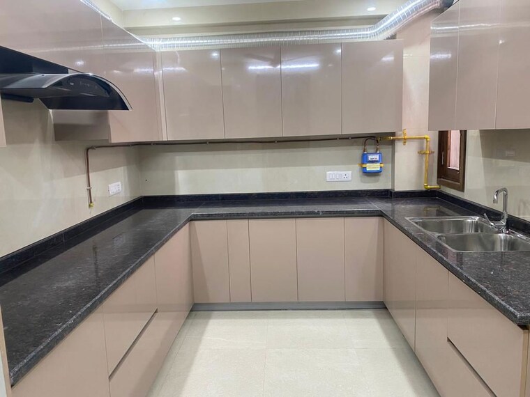 Kitchen, greater kailash i 3 Bedroom 2000 Sq.Ft. Builder Floor In Greater Kailash I Delhi 9842116
