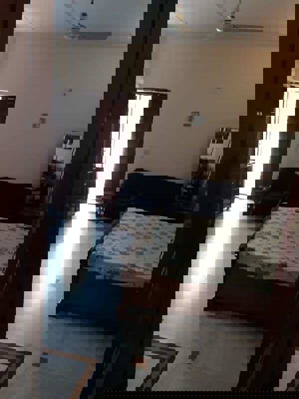 1 Rk+ Extra Room Builder Floor For Rent in East Of Kailash