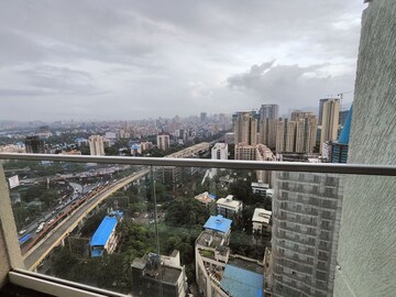 2 BHK Apartment For Rent in Ashar Axis, Majiwada