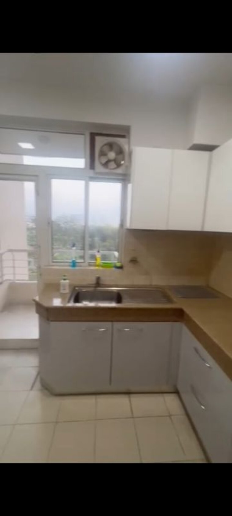 Kitchen, indiabulls-centrum-park 3.5 Bedroom 2250 Sq.Ft. Apartment In Sector 103 Gurgaon 9842408