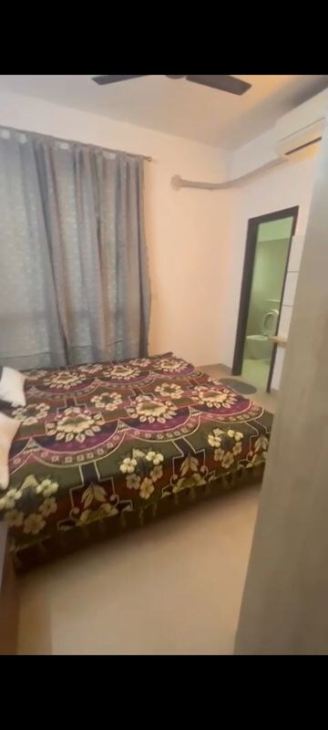 Bedroom in 3.5 BHK Apartment at Indiabulls Centrum Park, Sector 103 – for Rent
