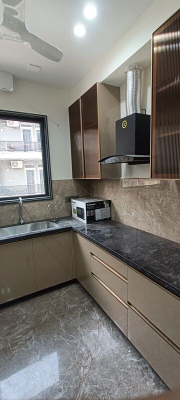 Kitchen in 1 BHK Builder Floor at Hong Kong Bazaar, Sector 57 – for Rent
