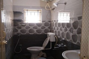 Team Area in 2 BHK Builder Floor at Btm Layout 1 – for Rent