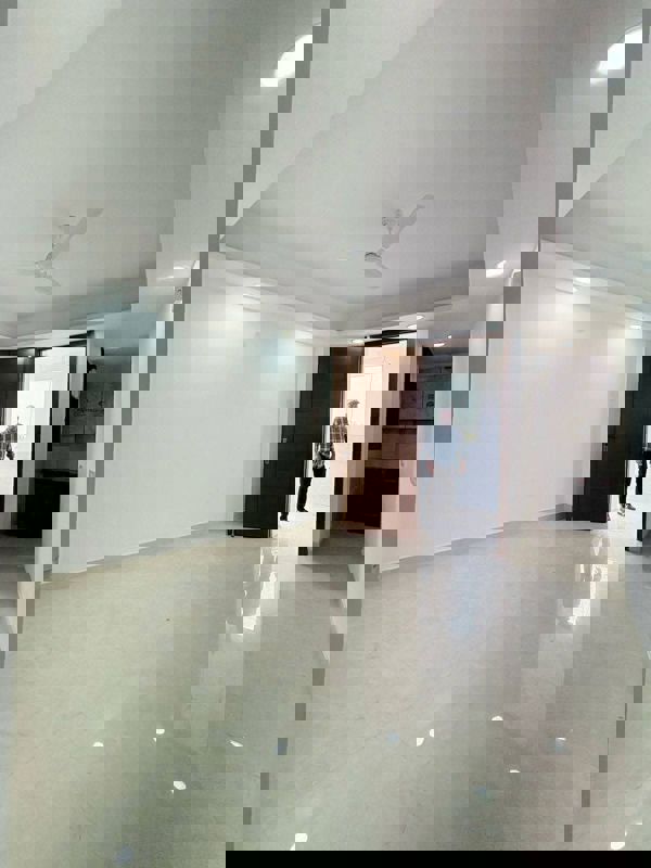 2 BHK Builder Floor For Rent in Saket