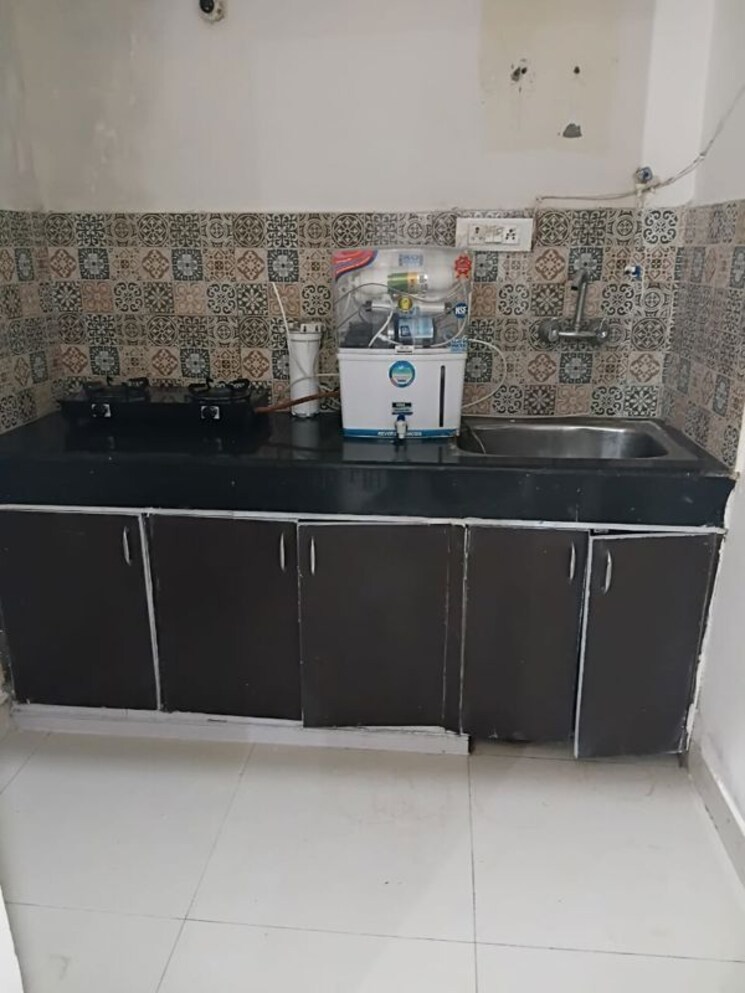 Bathroom, saurabh-niwas 1 Bedroom 700 Sq.Ft. Builder Floor In Sector 40 Gurgaon 9842583