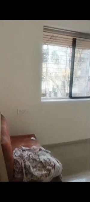 Room in 2 BHK Apartment at Chembur – for Rent