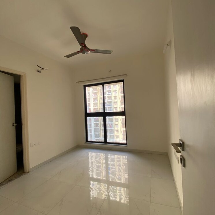 Room, runwal-gardens-phase-i 3 Bedroom 908 Sq.Ft. Apartment In Bhadra Nagar Thane 9842655