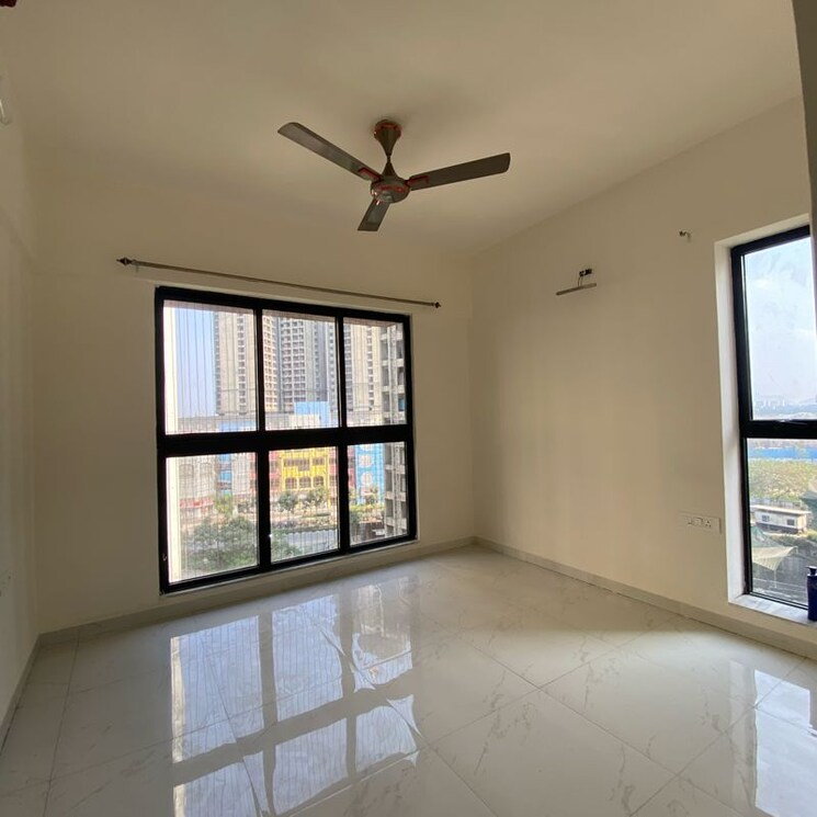 Room, runwal-gardens-phase-i 3 Bedroom 908 Sq.Ft. Apartment In Bhadra Nagar Thane 9842655